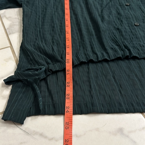 New Dark Green light Calvin Klein Blouse - Picture 7 of 7
